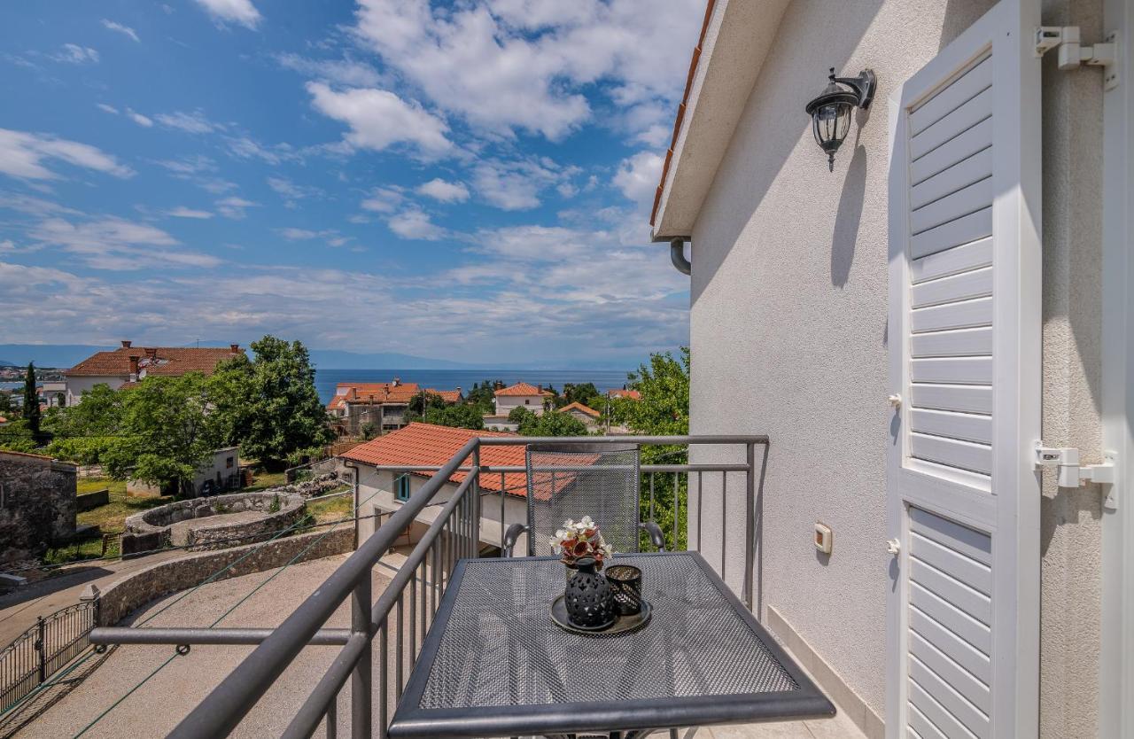 Apartment Marina Malinska Exterior foto