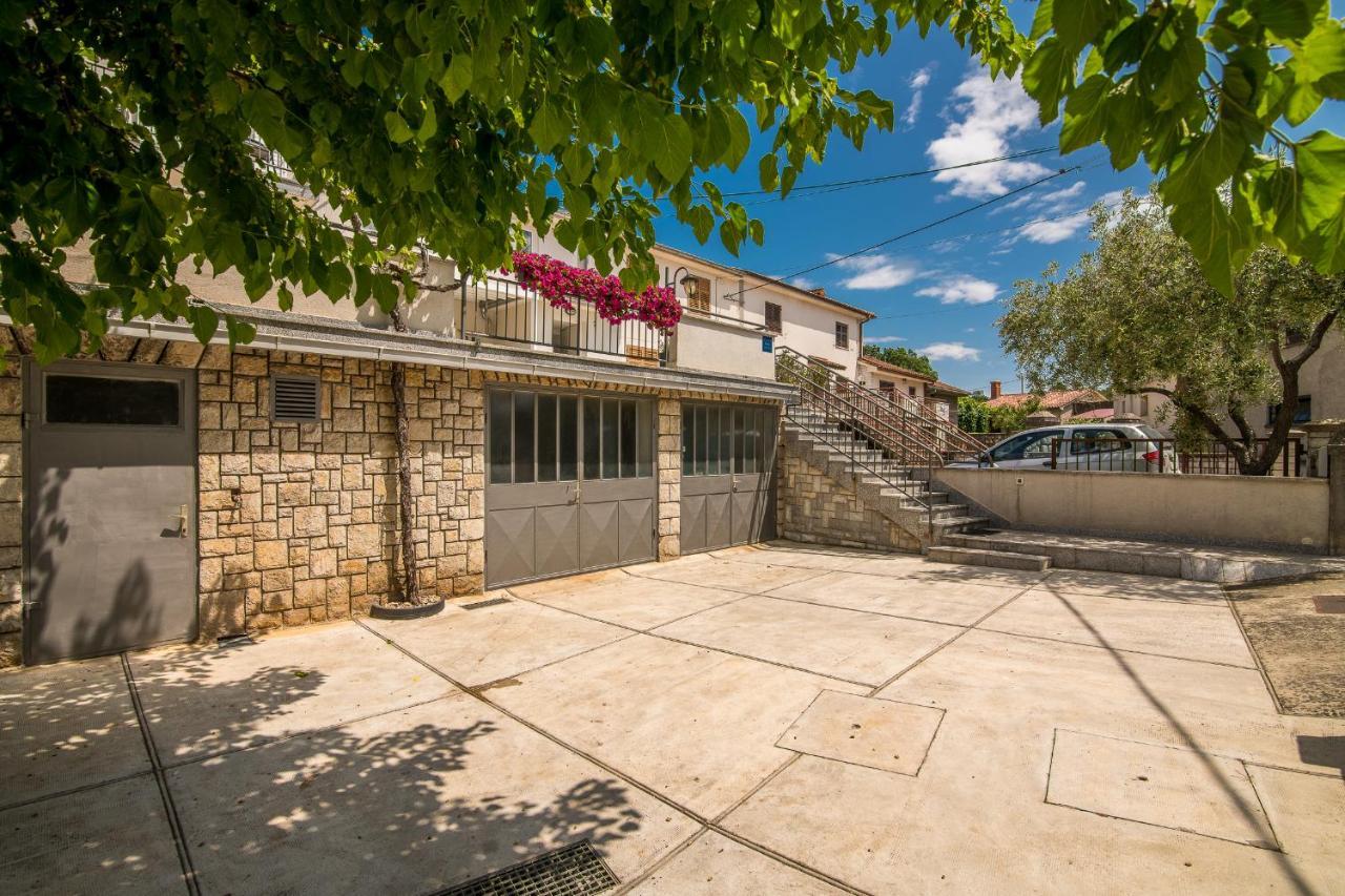 Apartment Marina Malinska Exterior foto